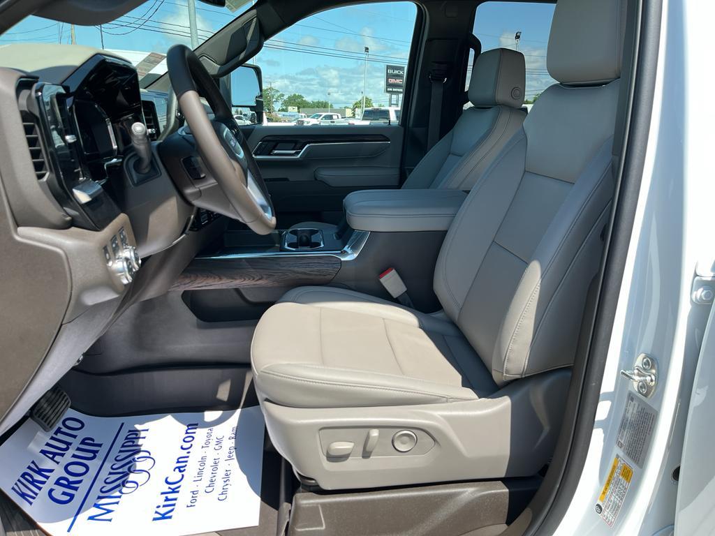 new 2025 GMC Sierra 2500 car, priced at $80,365