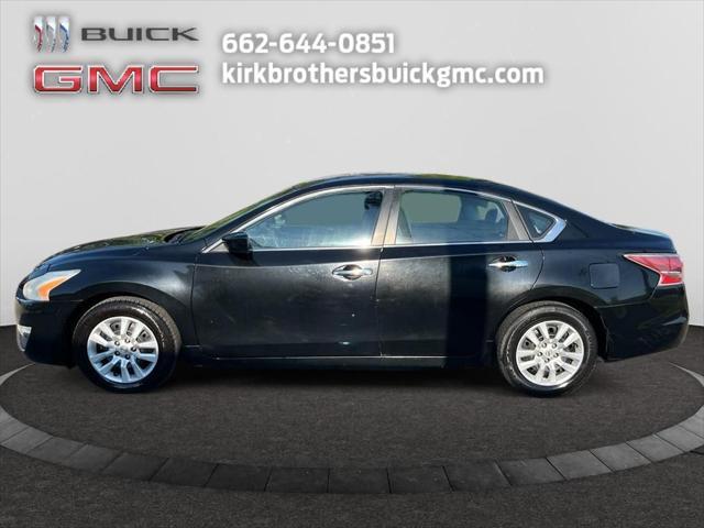 used 2015 Nissan Altima car, priced at $9,995