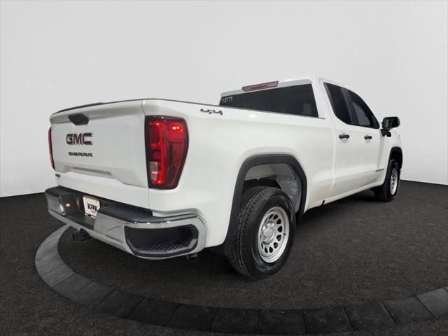 new 2025 GMC Sierra 1500 car, priced at $44,213