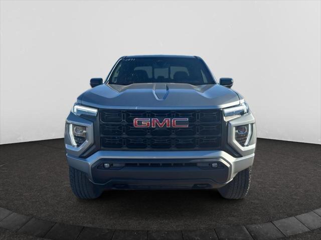 new 2025 GMC Canyon car, priced at $40,197