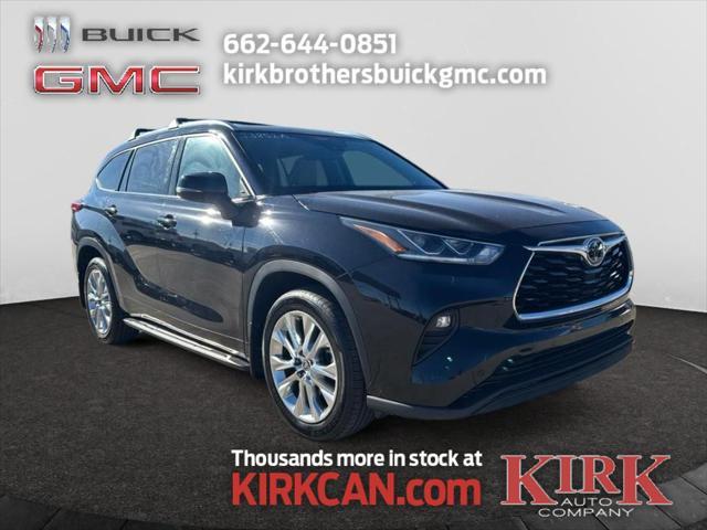 used 2020 Toyota Highlander car, priced at $32,875