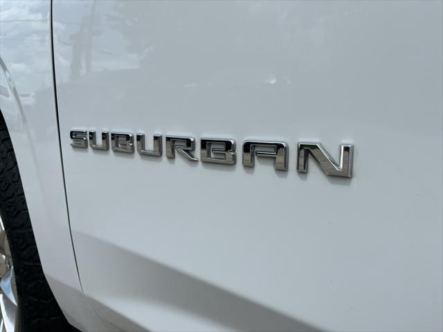 used 2022 Chevrolet Suburban car, priced at $47,995