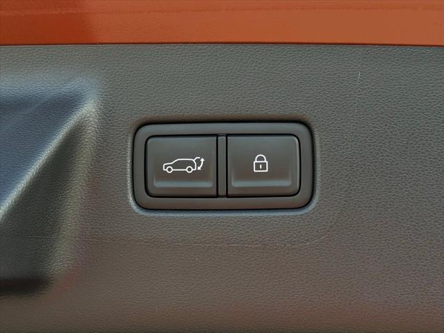 used 2025 Hyundai Santa Fe car, priced at $38,975