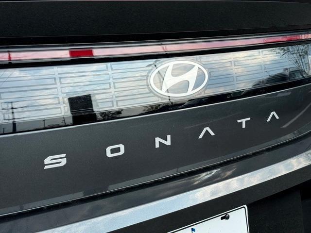 new 2024 Hyundai Sonata car, priced at $29,287