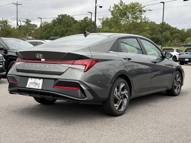 new 2025 Hyundai Elantra car, priced at $26,491