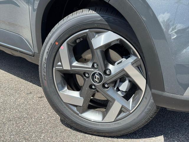 used 2025 Hyundai Venue car, priced at $23,994