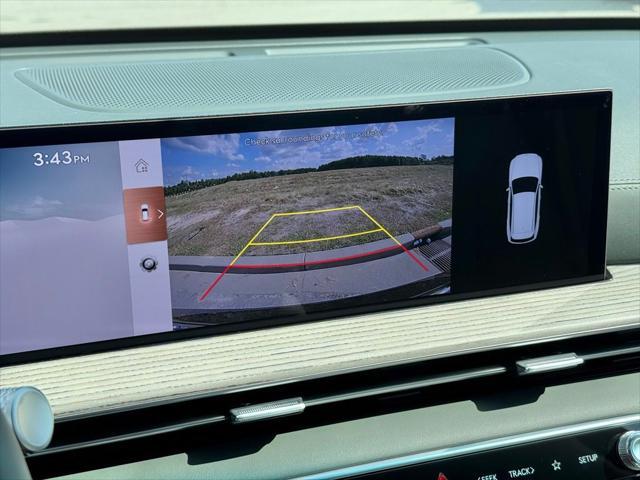 new 2025 Genesis GV80 car, priced at $63,399