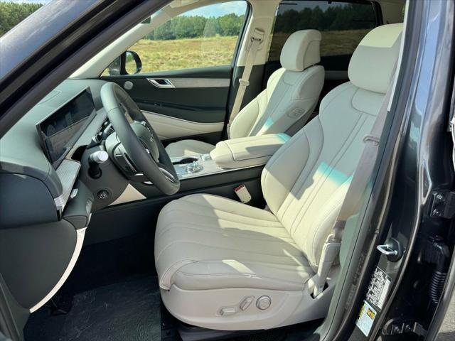 new 2025 Genesis GV80 car, priced at $63,399