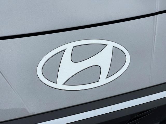 new 2024 Hyundai Elantra car, priced at $22,899