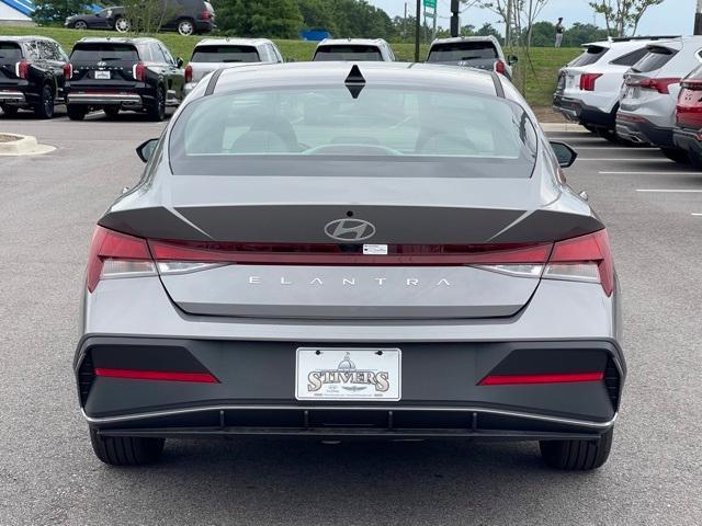 new 2024 Hyundai Elantra car, priced at $22,899