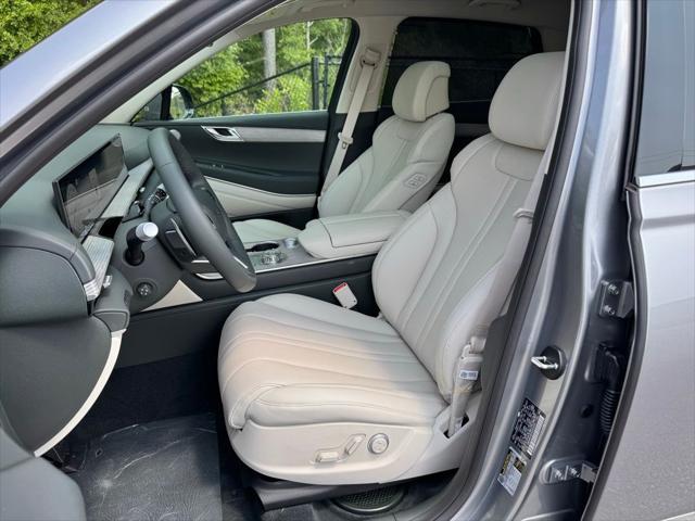 new 2025 Genesis GV80 car, priced at $63,325