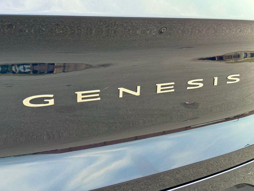 new 2025 Genesis GV80 car, priced at $79,068