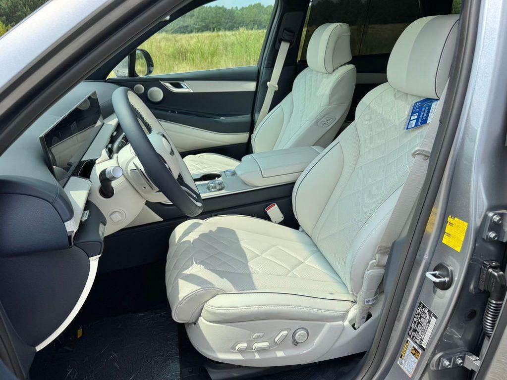 new 2025 Genesis GV80 car, priced at $78,681