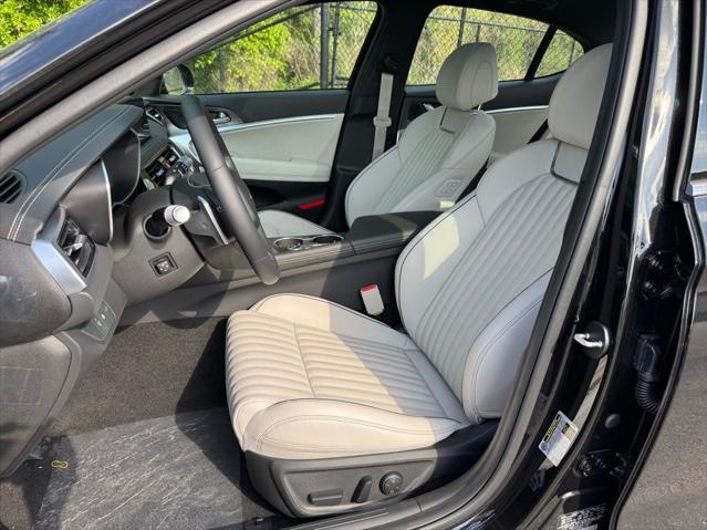 new 2025 Genesis G70 car, priced at $45,944