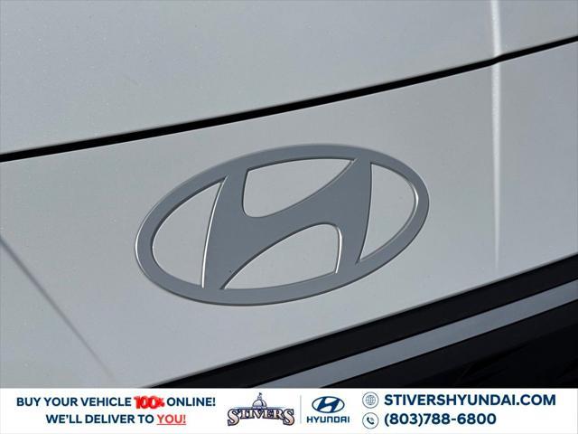 new 2025 Hyundai Elantra car, priced at $27,707