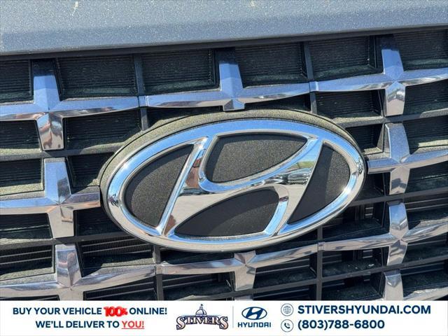 new 2025 Hyundai Venue car, priced at $23,985