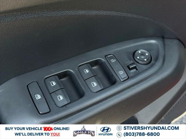 new 2025 Hyundai Venue car, priced at $21,611