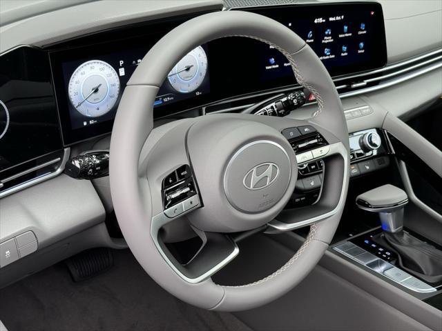 new 2025 Hyundai Elantra car, priced at $26,491