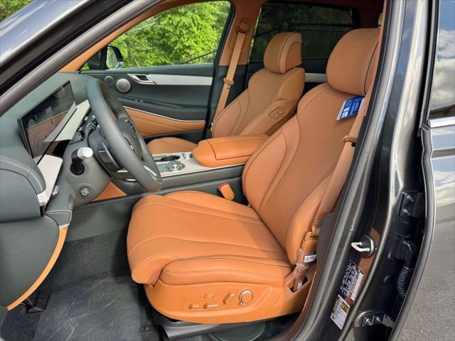 new 2025 Genesis GV80 car, priced at $71,640