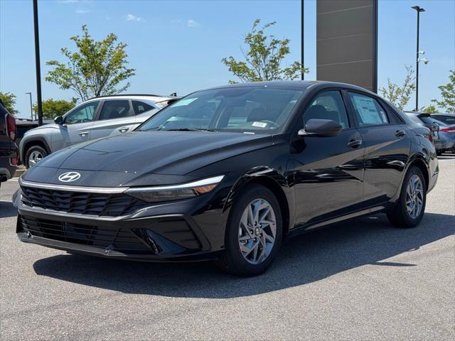 new 2025 Hyundai ELANTRA HEV car, priced at $25,886