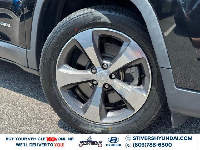 used 2019 Jeep Cherokee car, priced at $20,888