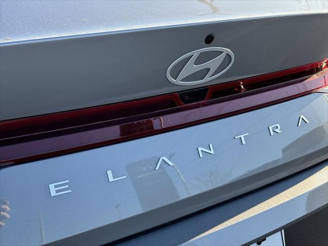 new 2025 Hyundai Elantra car, priced at $23,276