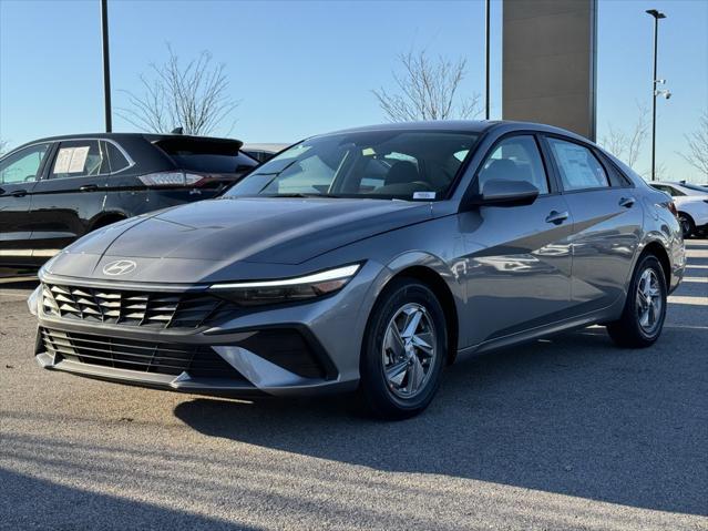 new 2025 Hyundai Elantra car, priced at $23,276