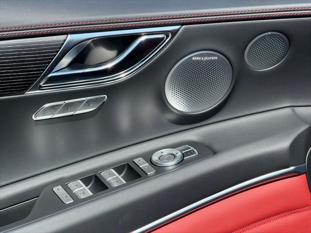 new 2025 Genesis GV80 Coupe car, priced at $79,202