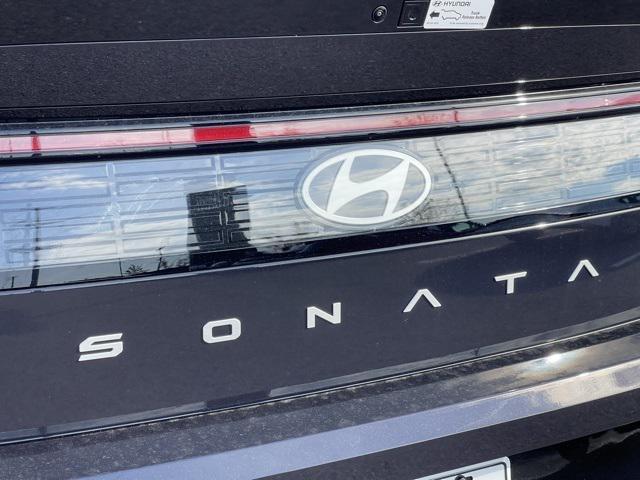 new 2024 Hyundai Sonata Hybrid car, priced at $29,529