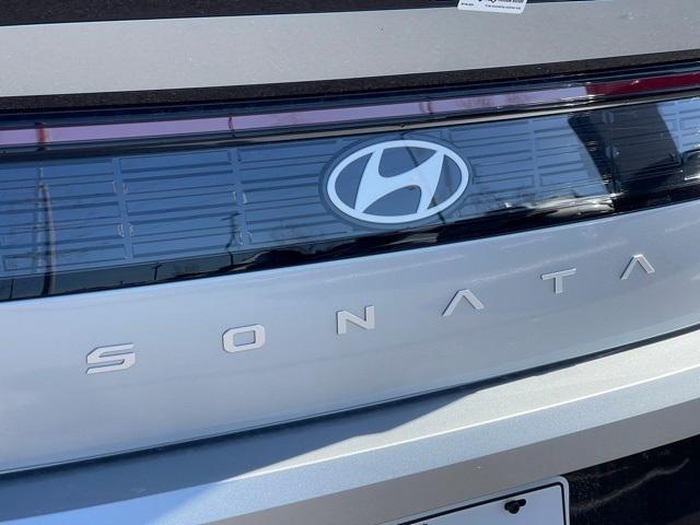 new 2024 Hyundai Sonata Hybrid car, priced at $31,523