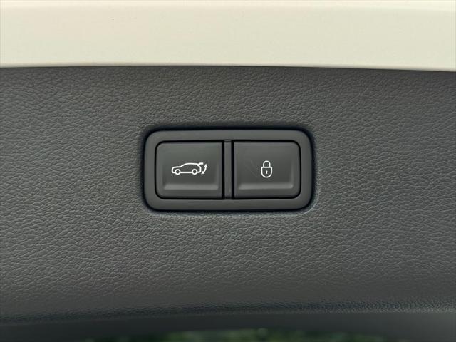 new 2025 Genesis GV80 car, priced at $63,439