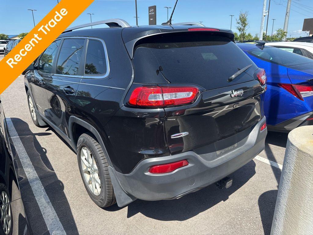 used 2015 Jeep Cherokee car, priced at $9,999