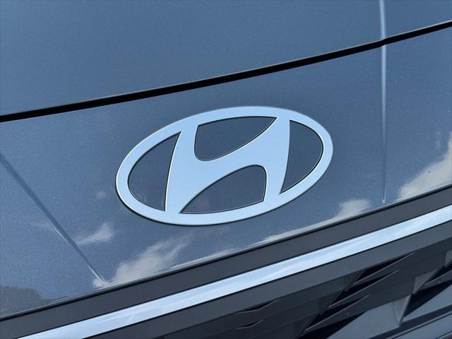 new 2025 Hyundai Elantra car, priced at $27,095