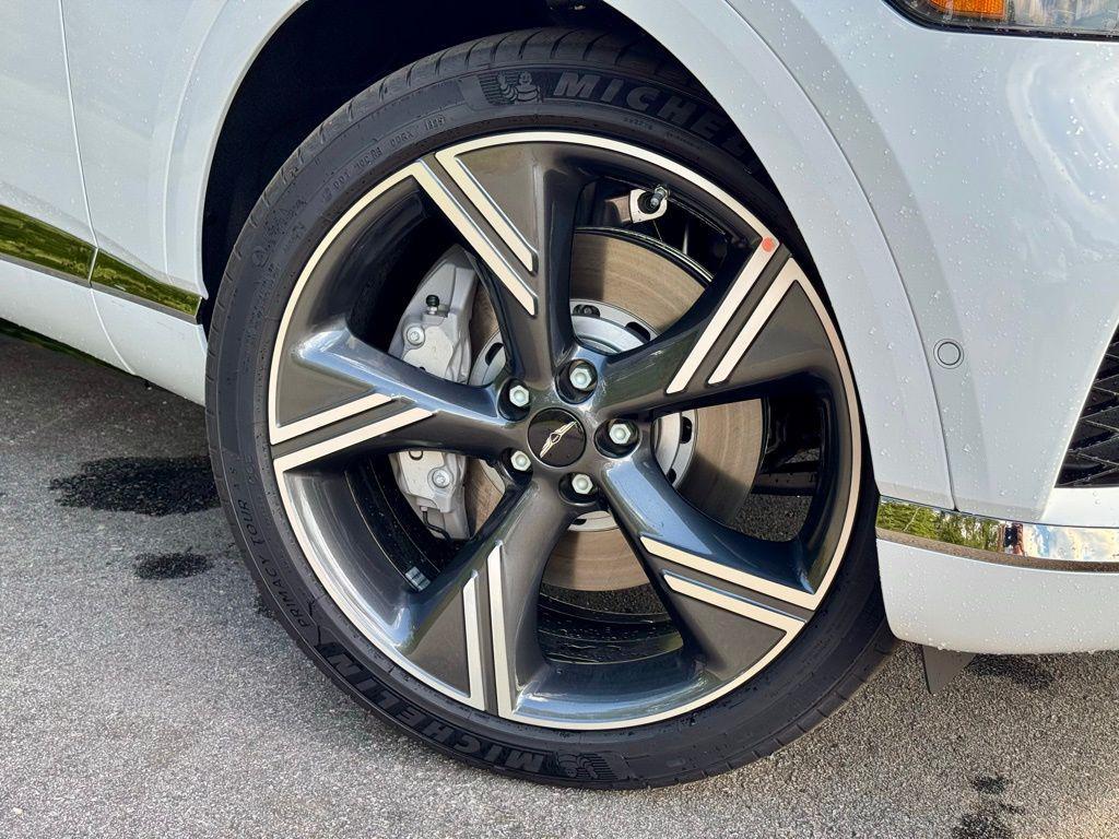 new 2026 Genesis GV80 car, priced at $74,375