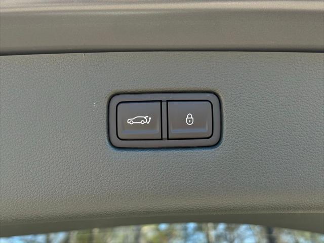 new 2025 Genesis GV80 car, priced at $80,905