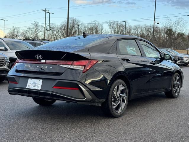 new 2025 Hyundai Elantra car, priced at $24,665