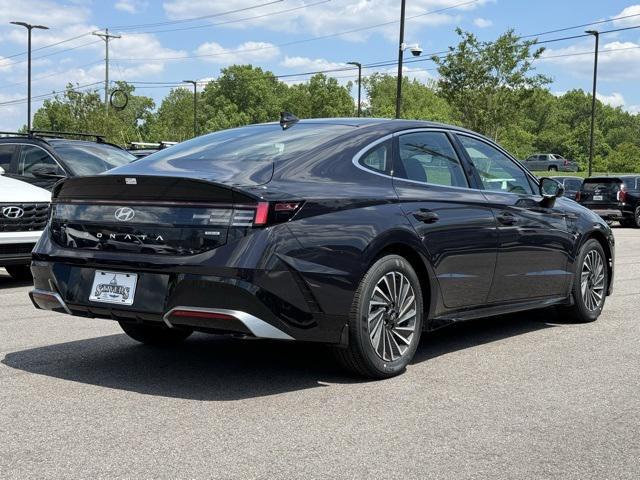 new 2024 Hyundai Sonata Hybrid car, priced at $29,506