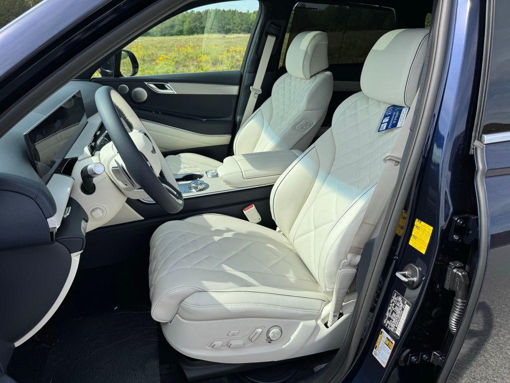 new 2025 Genesis GV80 car, priced at $79,819