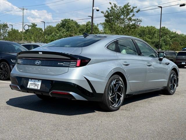 new 2024 Hyundai Sonata car, priced at $29,108