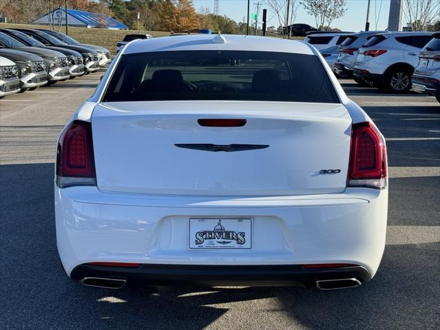 used 2022 Chrysler 300 car, priced at $26,911