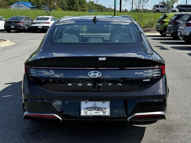 new 2024 Hyundai Sonata Hybrid car, priced at $29,391