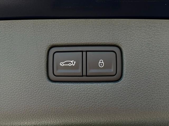 new 2025 Genesis GV80 car, priced at $75,439