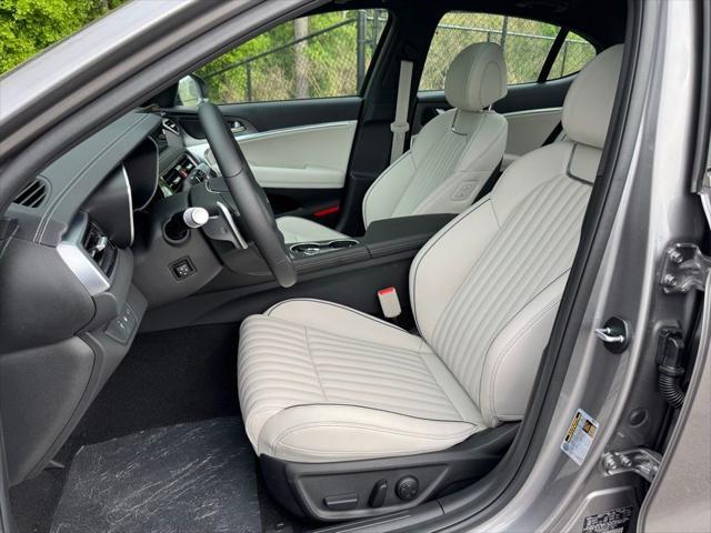 new 2025 Genesis G70 car, priced at $45,944