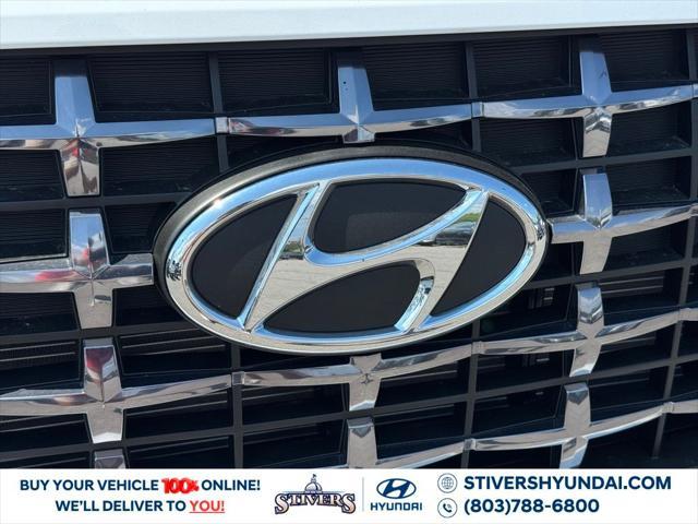 new 2025 Hyundai Venue car, priced at $22,999