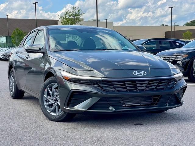 new 2024 Hyundai Elantra car, priced at $23,185