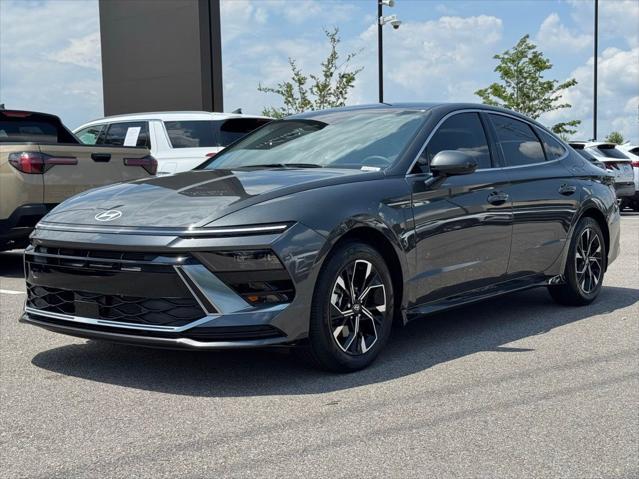 used 2025 Hyundai Sonata car, priced at $24,787