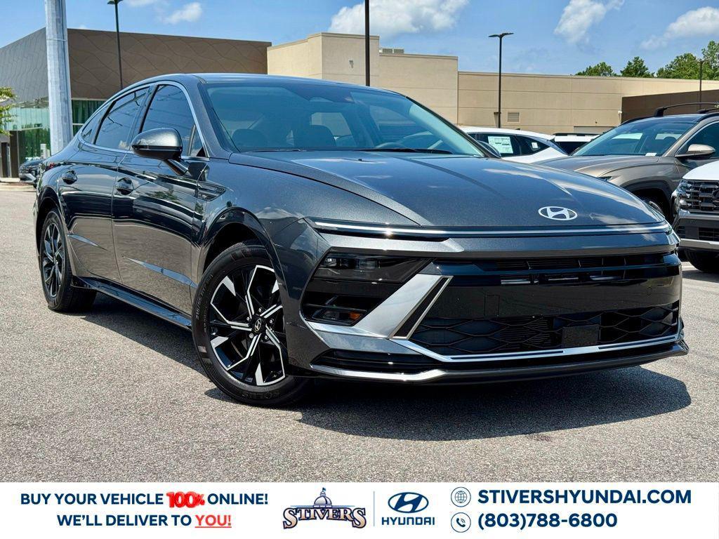used 2025 Hyundai Sonata car, priced at $23,989