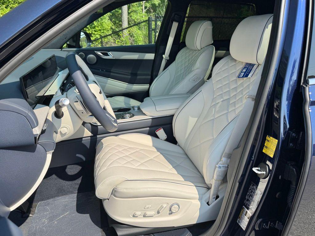new 2025 Genesis GV80 car, priced at $80,933