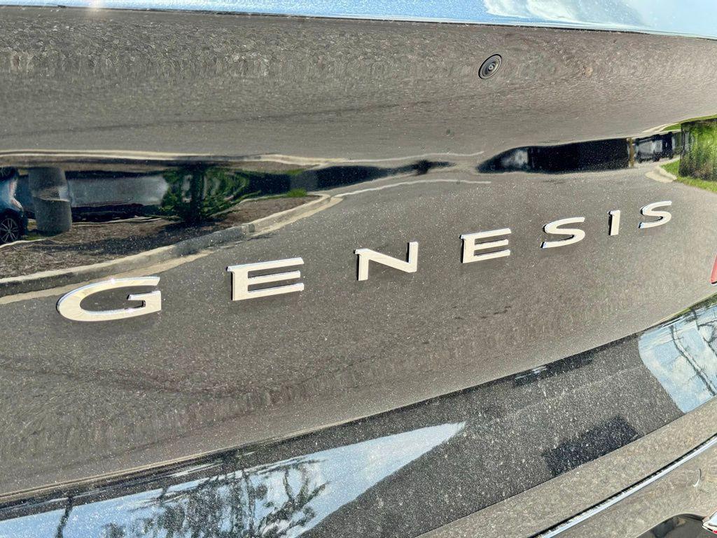 new 2025 Genesis GV80 car, priced at $73,658