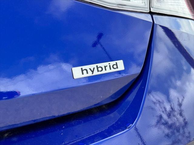 new 2025 Hyundai Elantra car, priced at $27,415